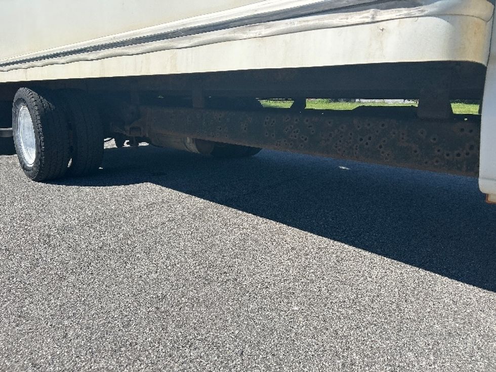 Light Duty Box Truck-Light and Medium Duty Trucks-Ford-2018-E350-Rochester-NY-152,669\n\t\tmiles-$ 12,500 - Image 13