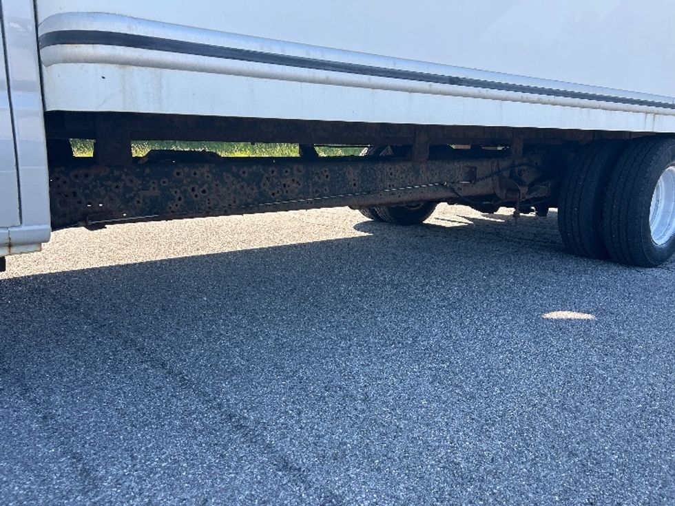 Light Duty Box Truck-Light and Medium Duty Trucks-Ford-2018-E350-Rochester-NY-152,669\n\t\tmiles-$ 12,500 - Image 5