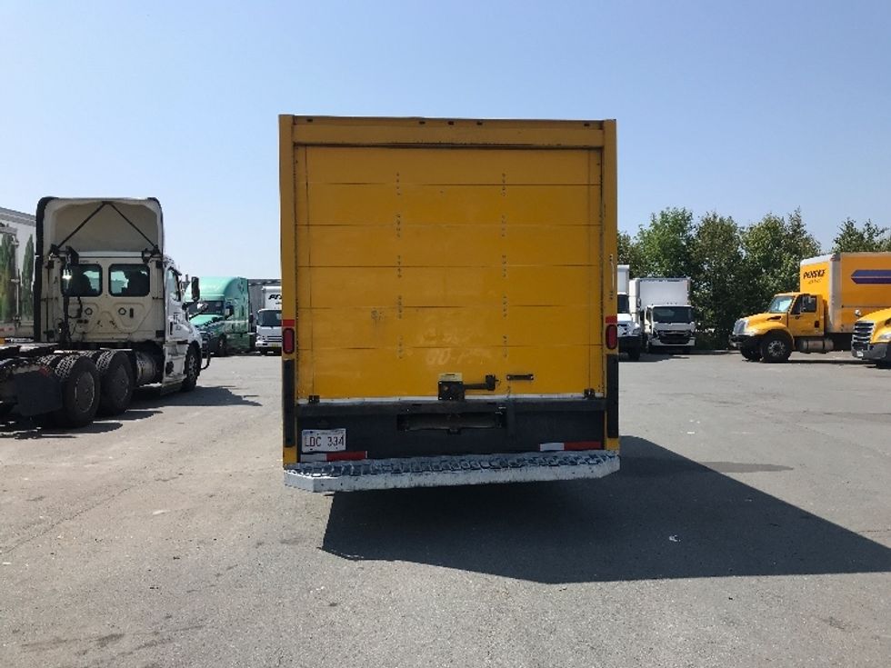 Light Duty Box Truck-Light and Medium Duty Trucks-Ford-2018-E450-Dartmouth-NS-137,239\n\t\tkm-$ 28,250 - Image 7