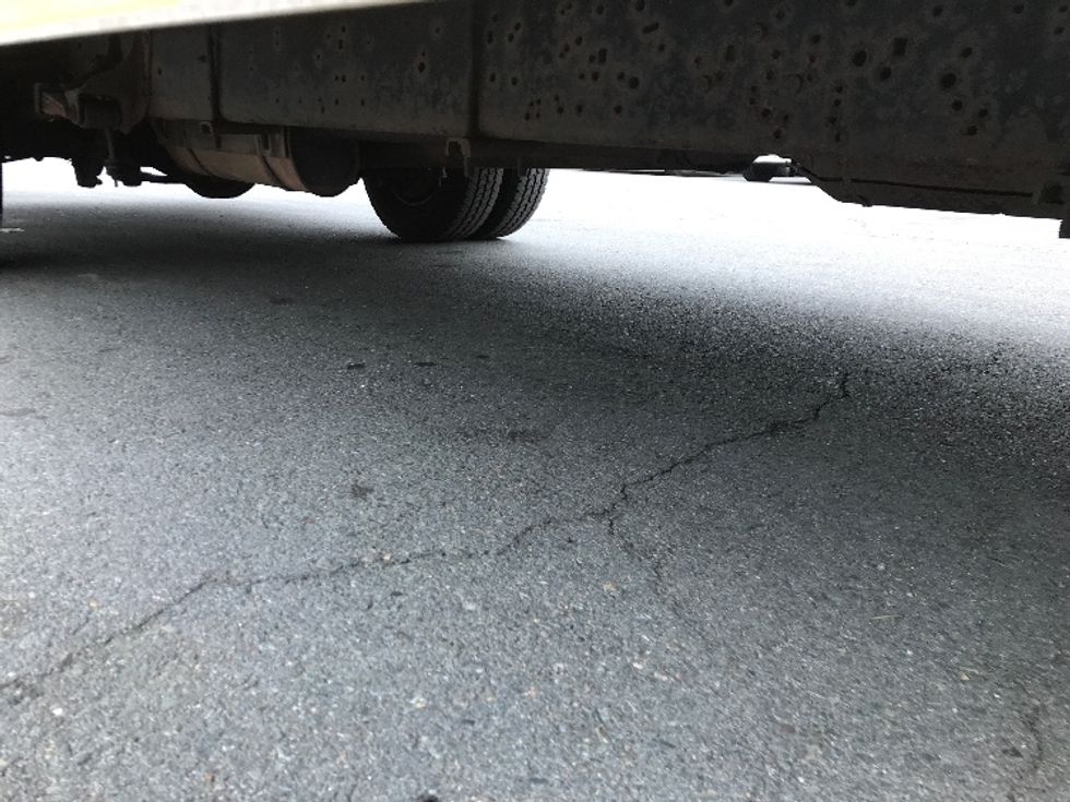 Light Duty Box Truck-Light and Medium Duty Trucks-Ford-2018-E450-Dartmouth-NS-146,187\n\t\tkm-$ 27,500 - Image 14