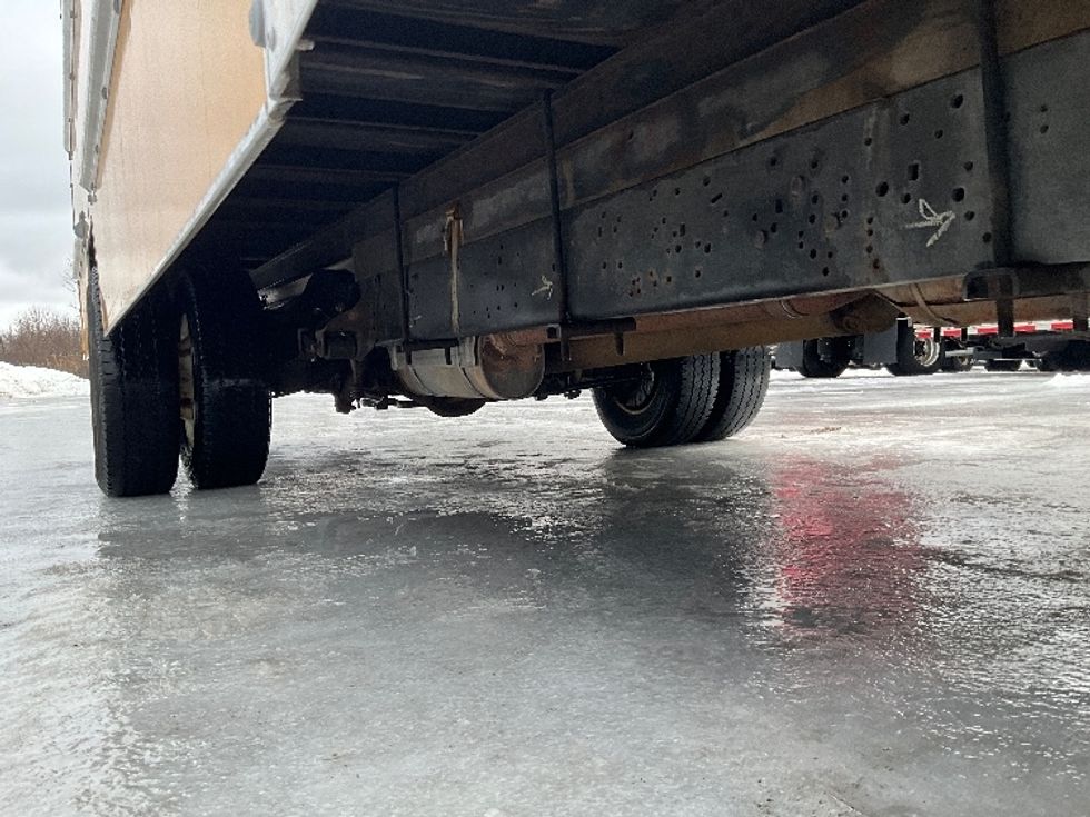 Light Duty Box Truck-Light and Medium Duty Trucks-Ford-2018-E450-Ottawa-ON-169,800\n\t\tkm-$ 29,250 - Image 14