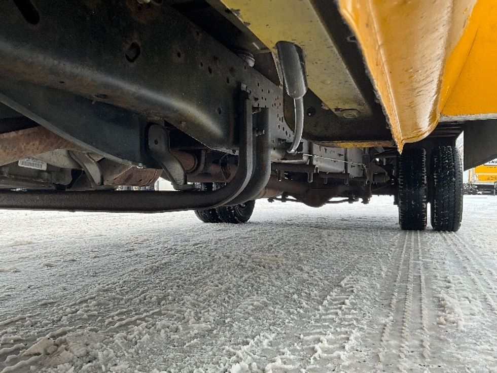 Light Duty Box Truck-Light and Medium Duty Trucks-Ford-2018-E450-Ottawa-ON-180,678\n\t\tkm-$ 22,500 - Image 5