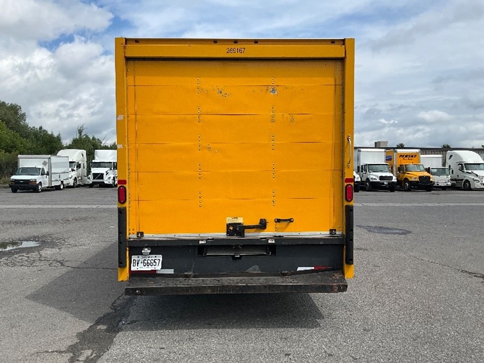 Light Duty Box Truck-Light and Medium Duty Trucks-Ford-2018-E450-Ottawa-ON-218,479\n\t\tkm-$ 23,000 - Image 7