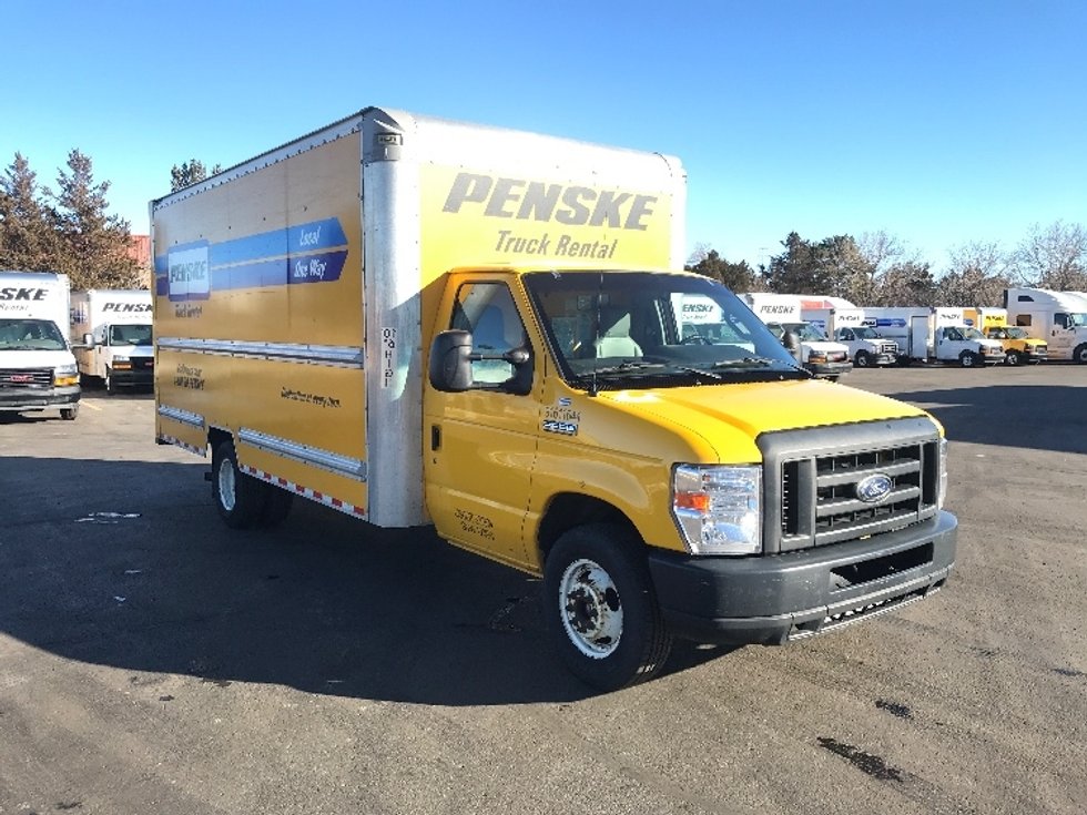 Used Light Duty Box Trucks for Sale in CO Penske Used Trucks