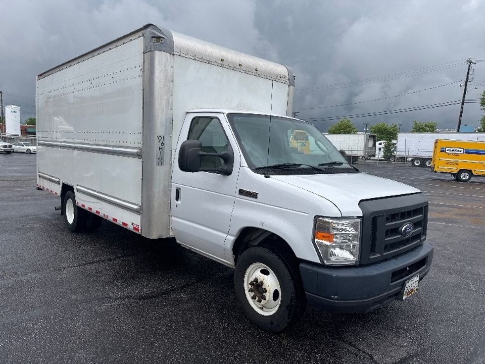 Light Duty Box Truck-Light and Medium Duty Trucks-Ford-2019-E350-Baltimore-MD-129,312\n\t\tmiles-$ 21,500 - Image 1