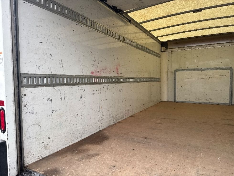 Light Duty Box Truck-Light and Medium Duty Trucks-Ford-2019-E350-Baltimore-MD-129,312\n\t\tmiles-$ 21,500 - Image 11