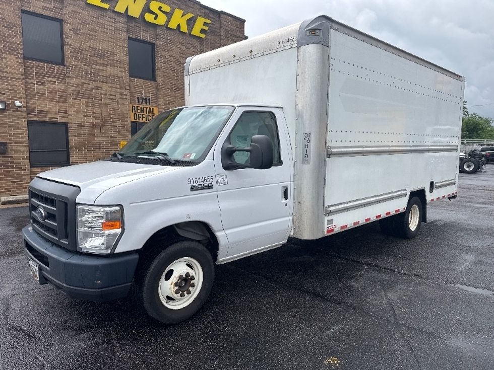 Light Duty Box Truck-Light and Medium Duty Trucks-Ford-2019-E350-Baltimore-MD-129,312\n\t\tmiles-$ 21,500 - Image 3