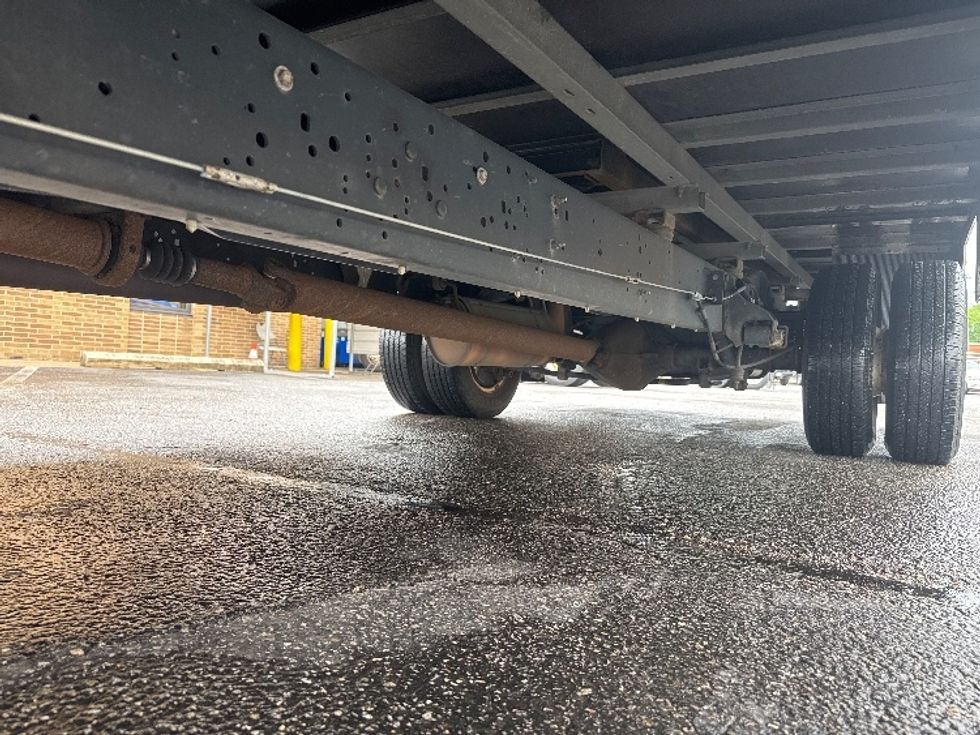 Light Duty Box Truck-Light and Medium Duty Trucks-Ford-2019-E350-Baltimore-MD-129,312\n\t\tmiles-$ 21,500 - Image 5