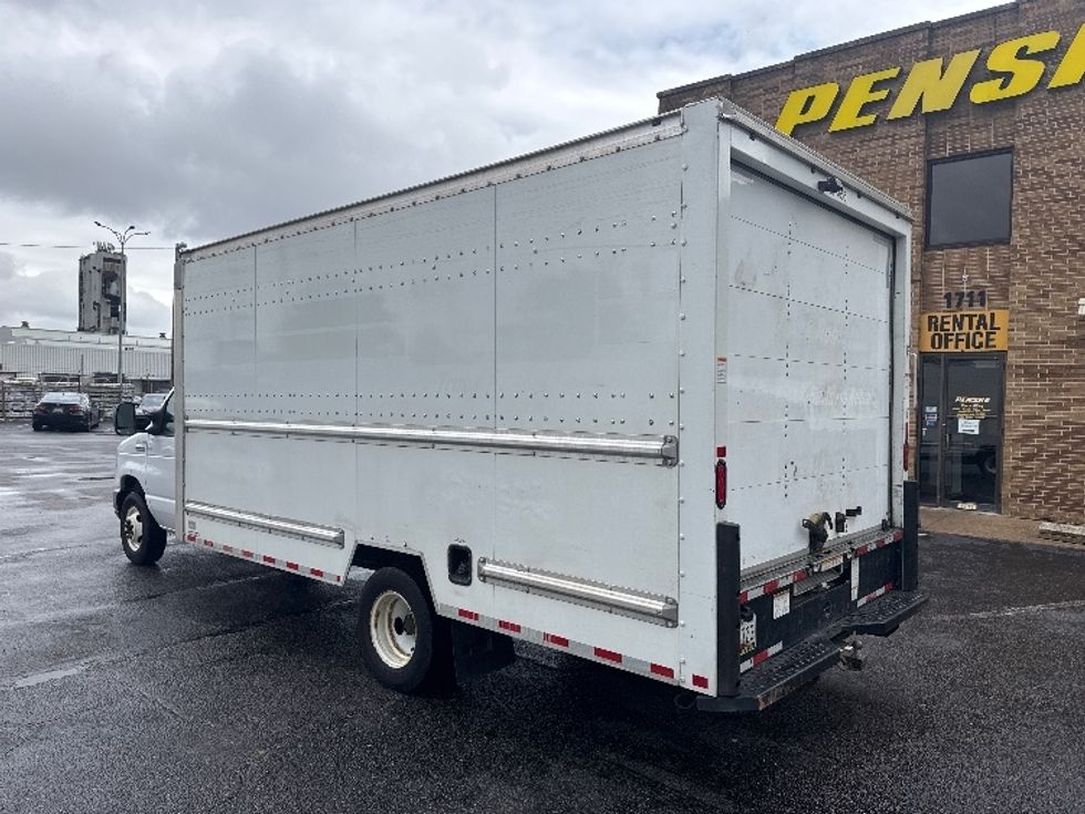 Light Duty Box Truck-Light and Medium Duty Trucks-Ford-2019-E350-Baltimore-MD-129,312\n\t\tmiles-$ 21,500 - Image 6