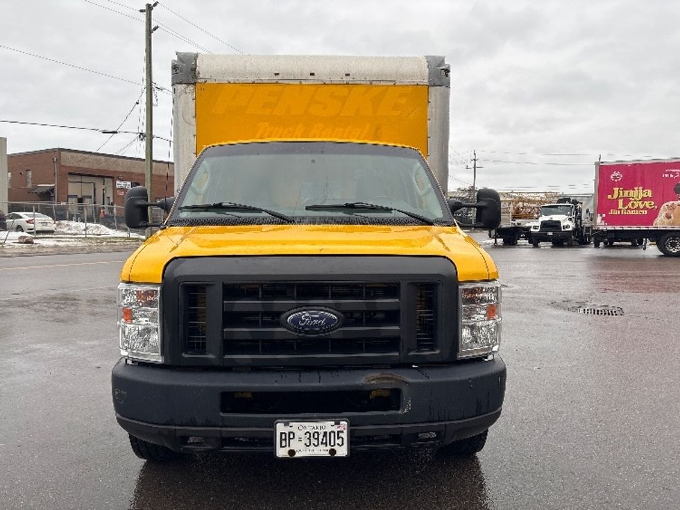 Light Duty Box Truck-Light and Medium Duty Trucks-Ford-2019-E350-Concord-ON-176,550\n\t\tkm-$ 29,000 - Image 2