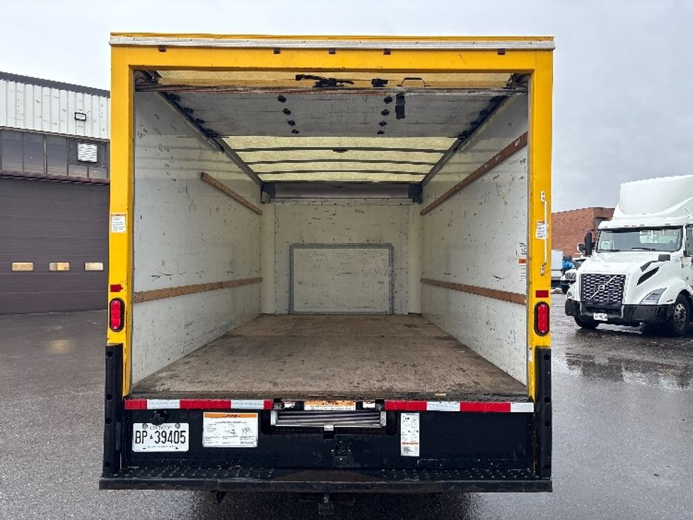 Light Duty Box Truck-Light and Medium Duty Trucks-Ford-2019-E350-Concord-ON-176,550\n\t\tkm-$ 29,000 - Image 8