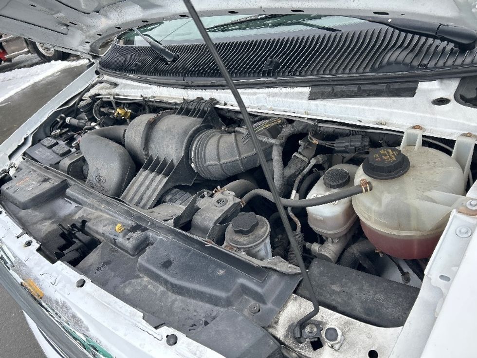 Light Duty Box Truck-Light and Medium Duty Trucks-Ford-2019-E350-Dartmouth-NS-112,467\n\t\tkm-$ 37,750 - Image 24