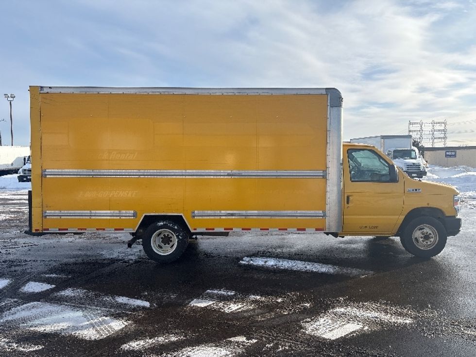 Light Duty Box Truck-Light and Medium Duty Trucks-Ford-2019-E350-Etobicoke-ON-171,000\n\t\tkm-$ 29,500 - Image 15
