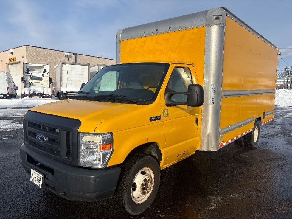 Light Duty Box Truck-Light and Medium Duty Trucks-Ford-2019-E350-Etobicoke-ON-171,000\n\t\tkm-$ 29,500 - Image 3