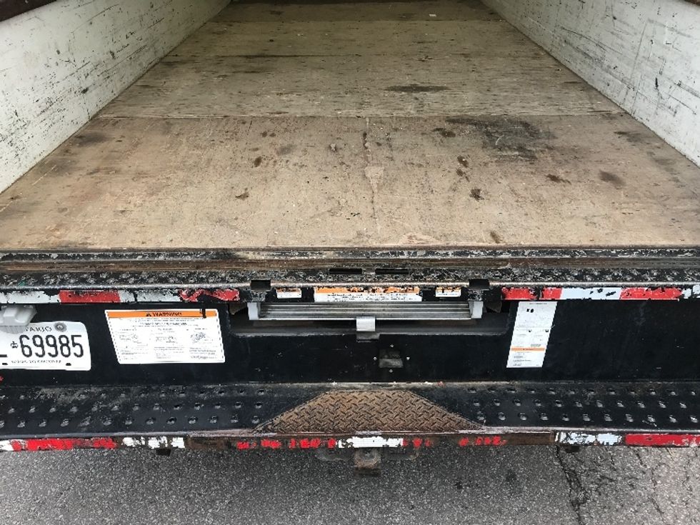 Light Duty Box Truck-Light and Medium Duty Trucks-Ford-2019-E350-Etobicoke-ON-171,000\n\t\tkm-$ 29,500 - Image 9