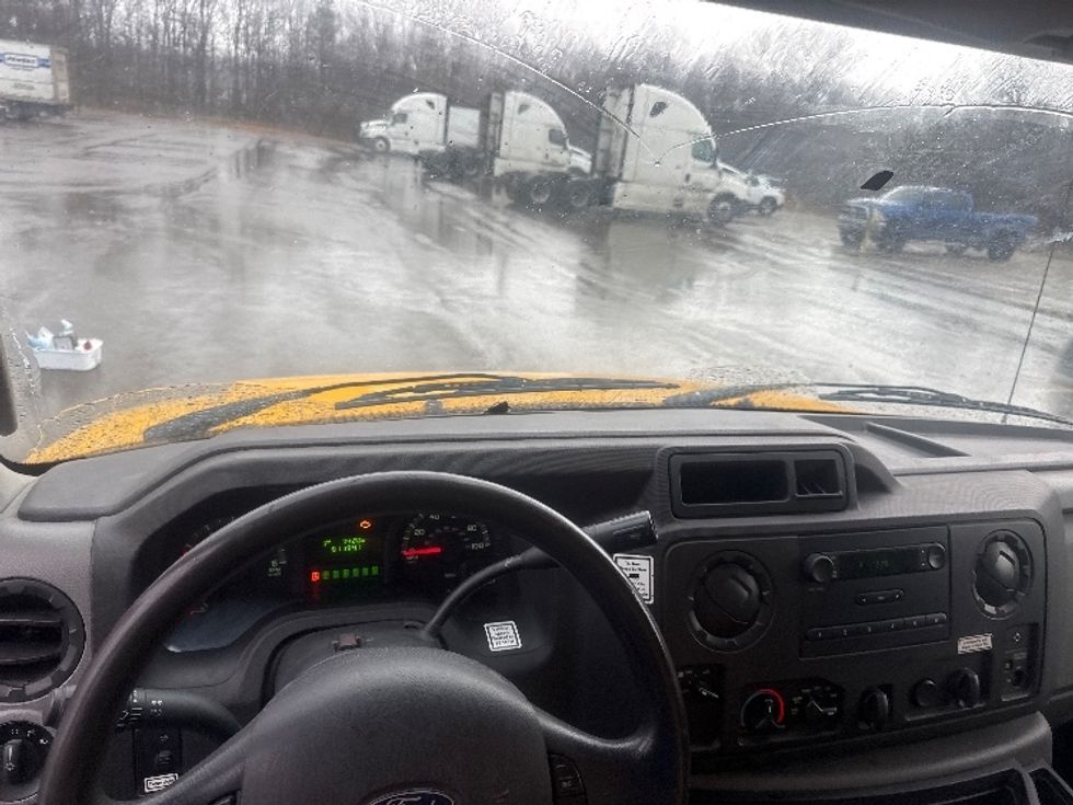 Light Duty Box Truck-Light and Medium Duty Trucks-Ford-2019-E350-Gahanna-OH-91,194\n\t\tmiles-$ 23,750 - Image 18