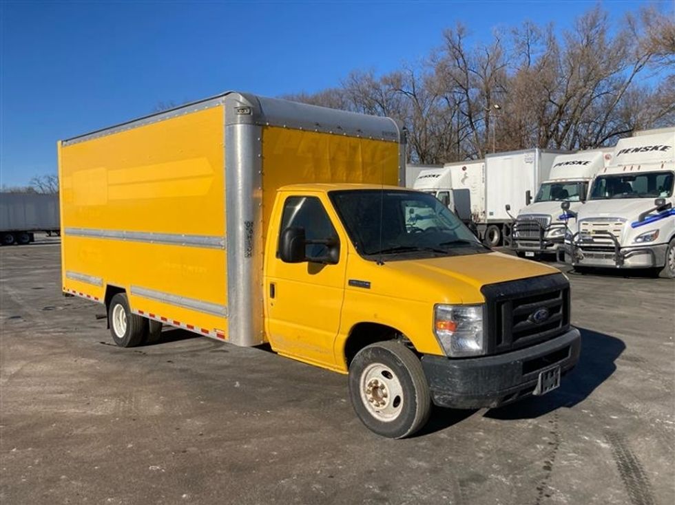 Light Duty Box Truck-Light and Medium Duty Trucks-Ford-2019-E350-Indianapolis-IN-139,843\n\t\tmiles-$ 19,000 - Image 1