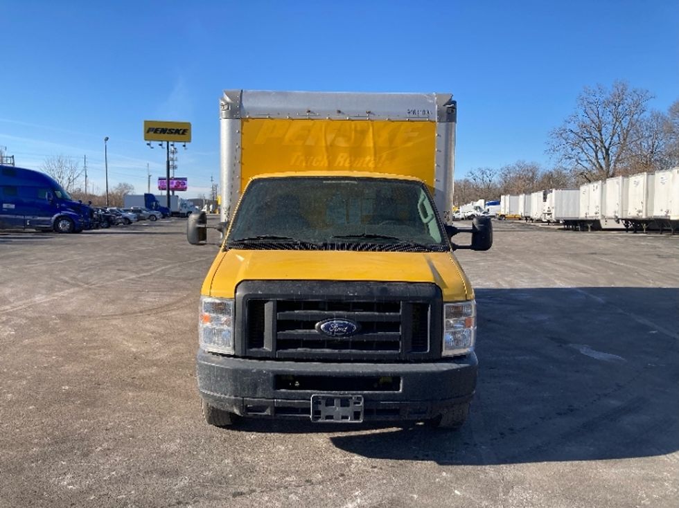 Light Duty Box Truck-Light and Medium Duty Trucks-Ford-2019-E350-Indianapolis-IN-139,843\n\t\tmiles-$ 19,000 - Image 2