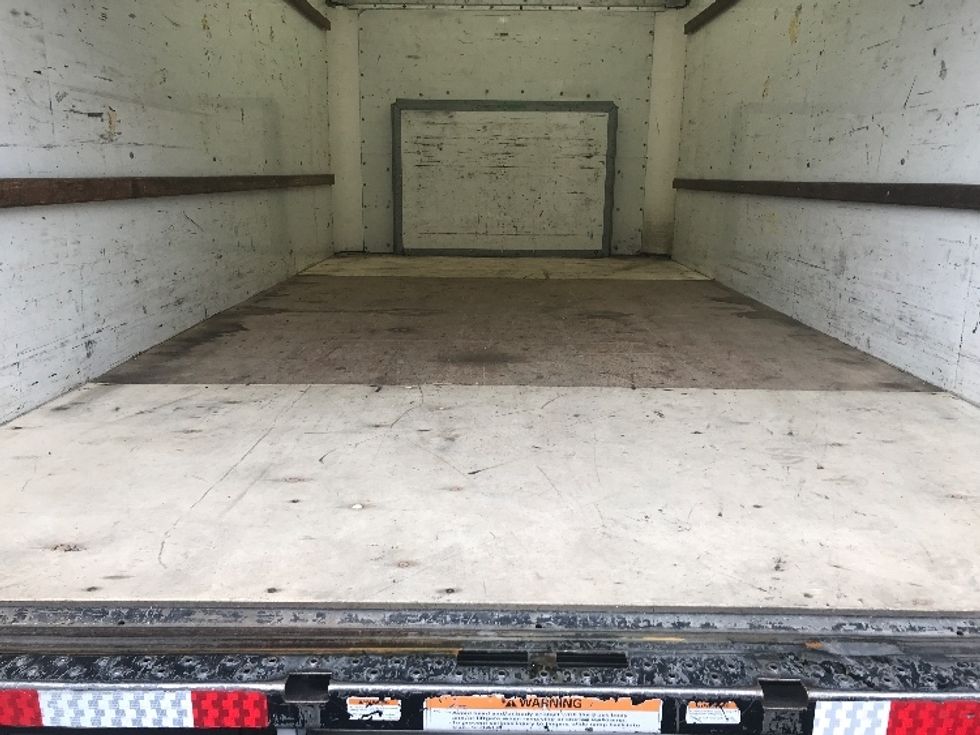 Light Duty Box Truck-Light and Medium Duty Trucks-Ford-2019-E350-Mississauga-ON-187,088\n\t\tkm-$ 28,000 - Image 10