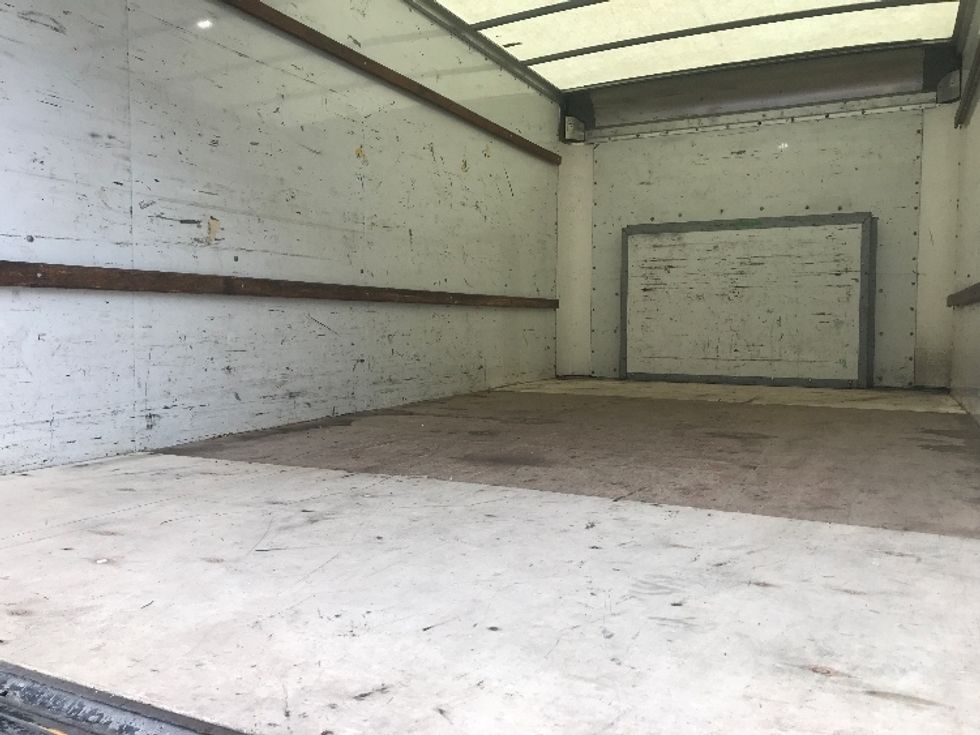 Light Duty Box Truck-Light and Medium Duty Trucks-Ford-2019-E350-Mississauga-ON-187,088\n\t\tkm-$ 28,000 - Image 11