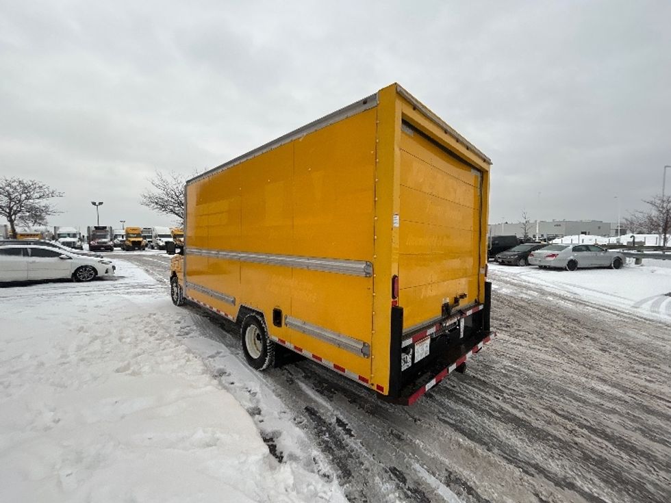 Light Duty Box Truck-Light and Medium Duty Trucks-Ford-2019-E350-Mississauga-ON-187,088\n\t\tkm-$ 28,000 - Image 6