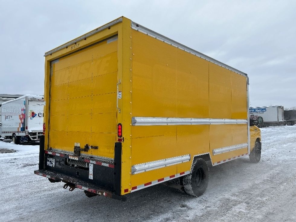 Light Duty Box Truck-Light and Medium Duty Trucks-Ford-2019-E350-Ottawa-ON-180,266\n\t\tkm-$ 29,250 - Image 13