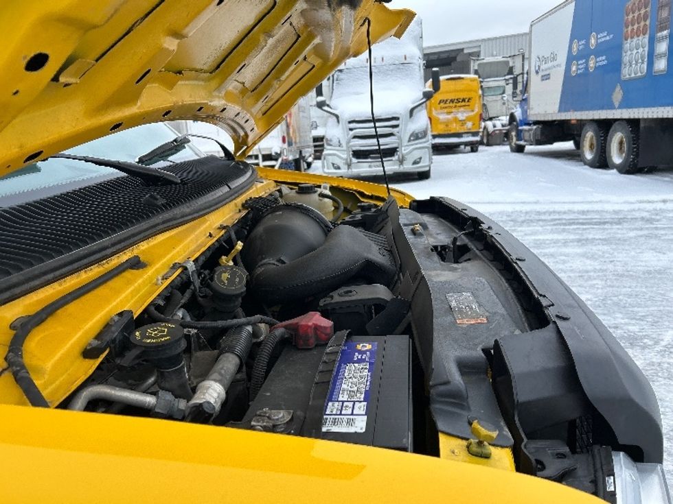 Light Duty Box Truck-Light and Medium Duty Trucks-Ford-2019-E350-Ottawa-ON-180,266\n\t\tkm-$ 29,250 - Image 23