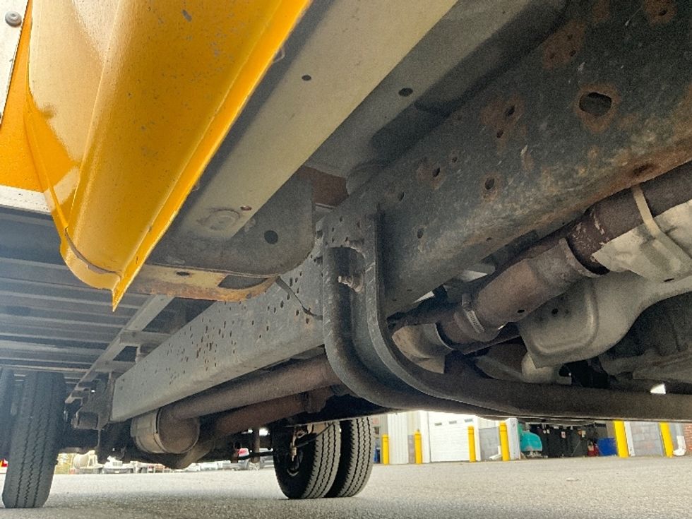 Light Duty Box Truck-Light and Medium Duty Trucks-Ford-2019-E350-Ottawa-ON-190,000\n\t\tkm-$ 25,000 - Image 13