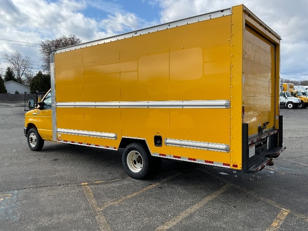 2019 Ford E350 Light Duty Box Truck