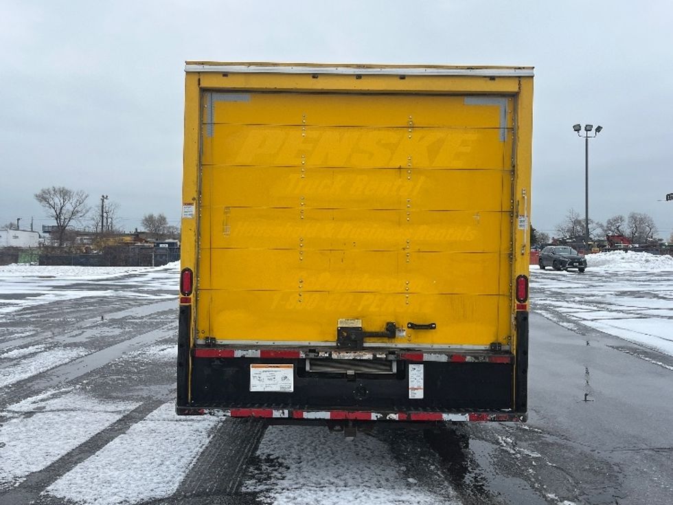 Light Duty Box Truck-Light and Medium Duty Trucks-Ford-2019-E350-Toronto-ON-115,101\n\t\tkm-$ 34,250 - Image 7