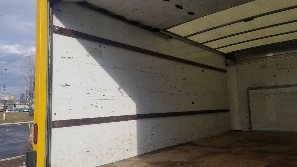 Light Duty Box Truck-Light and Medium Duty Trucks-Ford-2019-E350-Toronto-ON-179,372\n\t\tkm-$ 28,750 - Image 11