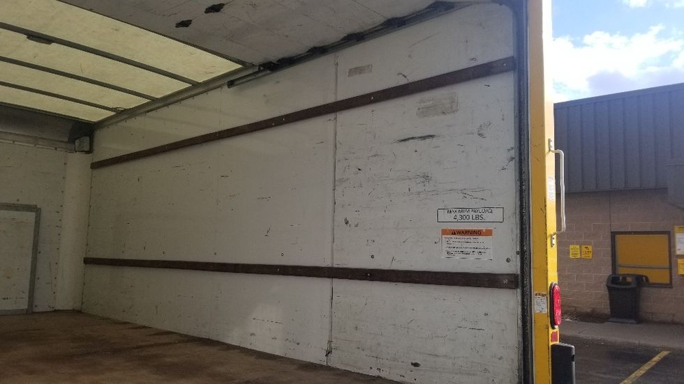 Light Duty Box Truck-Light and Medium Duty Trucks-Ford-2019-E350-Toronto-ON-179,372\n\t\tkm-$ 28,750 - Image 12