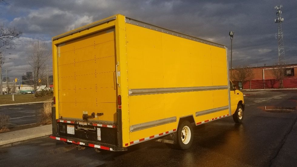 Light Duty Box Truck-Light and Medium Duty Trucks-Ford-2019-E350-Toronto-ON-179,372\n\t\tkm-$ 28,750 - Image 13