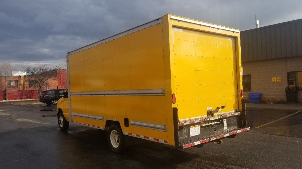 Light Duty Box Truck-Light and Medium Duty Trucks-Ford-2019-E350-Toronto-ON-179,372\n\t\tkm-$ 28,750 - Image 6