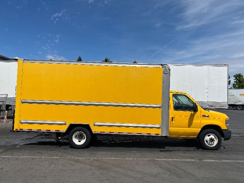 Light Duty Box Truck-Light and Medium Duty Trucks-Ford-2019-E350-West Sacramento-CA-98,061\n\t\tmiles-$ 23,500 - Image 15