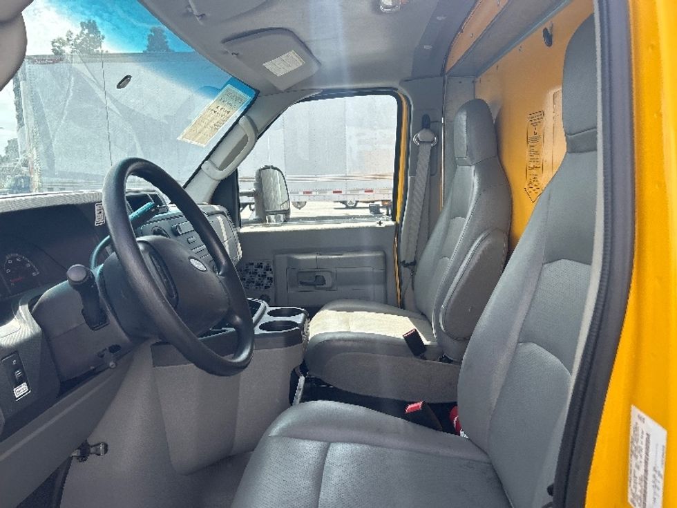 Light Duty Box Truck-Light and Medium Duty Trucks-Ford-2019-E350-West Sacramento-CA-98,061\n\t\tmiles-$ 23,500 - Image 19