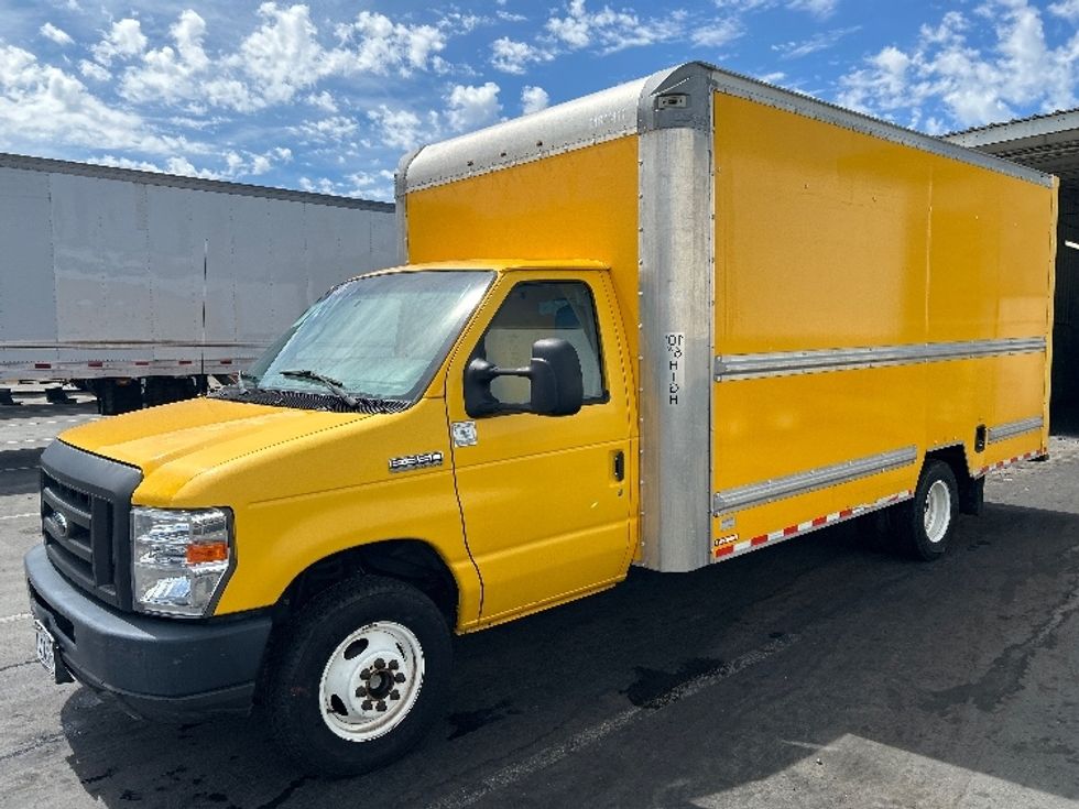 Light Duty Box Truck-Light and Medium Duty Trucks-Ford-2019-E350-West Sacramento-CA-98,061\n\t\tmiles-$ 23,500 - Image 3
