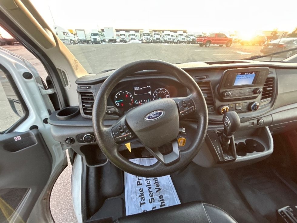 Light Duty Box Truck-Light and Medium Duty Trucks-Ford-2020-Transit 150-Piqua-OH-71,197\n\t\tmiles-$ 22,500 - Image 16