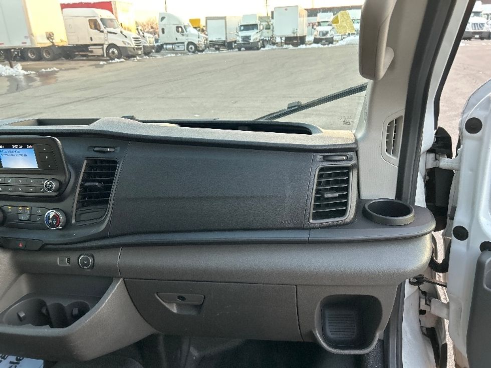 Light Duty Box Truck-Light and Medium Duty Trucks-Ford-2020-Transit 150-Piqua-OH-71,197\n\t\tmiles-$ 22,500 - Image 20