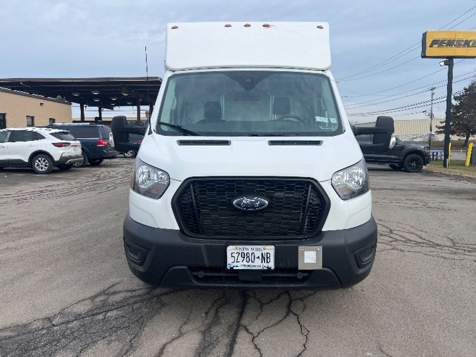 Light Duty Box Truck-Light and Medium Duty Trucks-Ford-2020-Transit 350-Rochester-NY-10,515\n\t\tmiles-$ 30,500 - Image 2