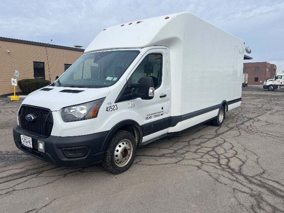 Light Duty Box Truck-Light and Medium Duty Trucks-Ford-2020-Transit 350-Rochester-NY-10,515\n\t\tmiles-$ 30,500 - Image 3