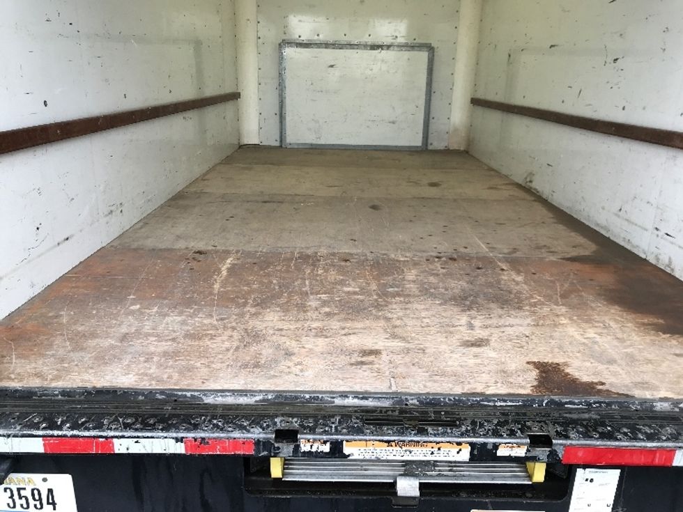 Light Duty Box Truck-Light and Medium Duty Trucks-Ford-2021-E350-Allentown-PA-118,928\n\t\tmiles-$ 25,500 - Image 10