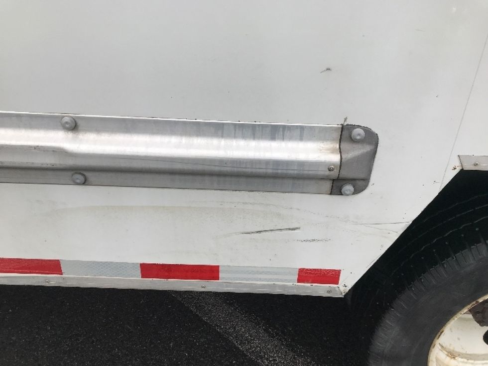 Light Duty Box Truck-Light and Medium Duty Trucks-Ford-2021-E350-Allentown-PA-118,928\n\t\tmiles-$ 25,500 - Image 25