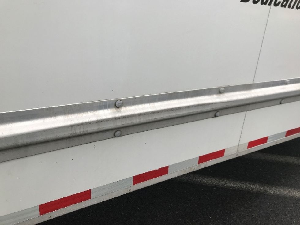 Light Duty Box Truck-Light and Medium Duty Trucks-Ford-2021-E350-Allentown-PA-118,928\n\t\tmiles-$ 25,500 - Image 26