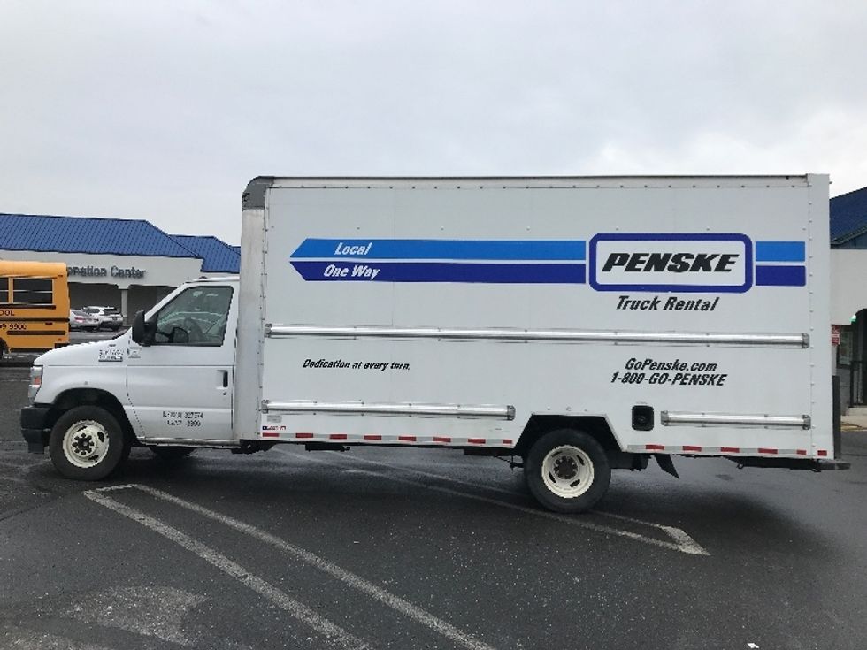 Light Duty Box Truck-Light and Medium Duty Trucks-Ford-2021-E350-Allentown-PA-118,928\n\t\tmiles-$ 25,500 - Image 4