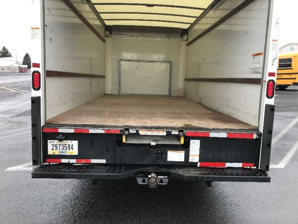 Light Duty Box Truck-Light and Medium Duty Trucks-Ford-2021-E350-Allentown-PA-118,928\n\t\tmiles-$ 25,500 - Image 9