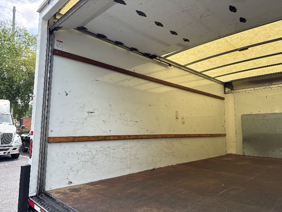Light Duty Box Truck-Light and Medium Duty Trucks-Ford-2021-E350-Atlanta-GA-100,977\n\t\tmiles-$ 29,500 - Image 10