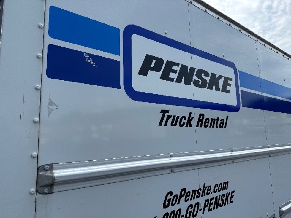 Light Duty Box Truck-Light and Medium Duty Trucks-Ford-2021-E350-Atlanta-GA-100,977\n\t\tmiles-$ 29,500 - Image 25