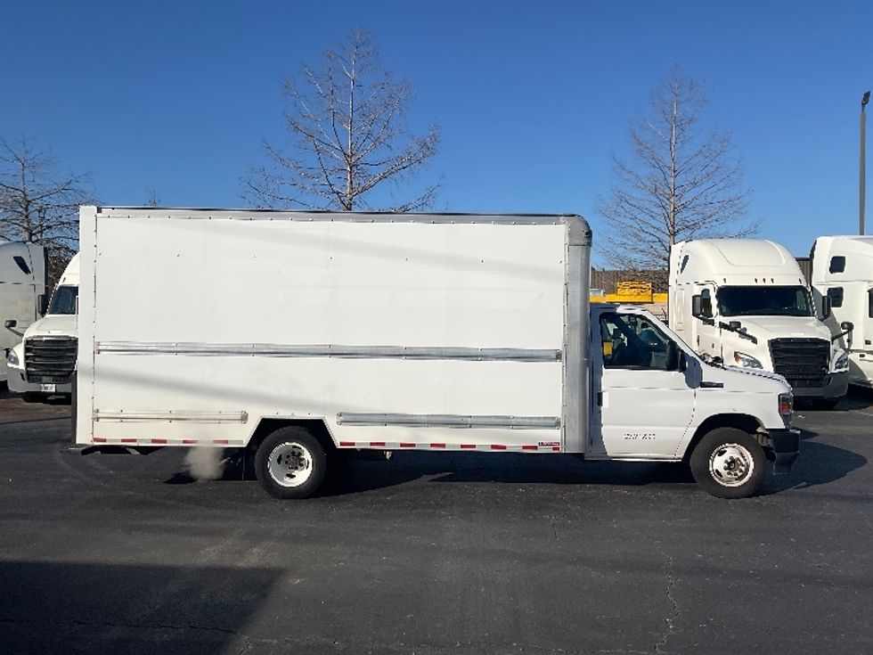Light Duty Box Truck-Light and Medium Duty Trucks-Ford-2021-E350-Augusta-GA-116,443\n\t\tmiles-$ 27,000 - Image 15
