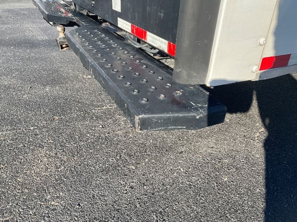 Light Duty Box Truck-Light and Medium Duty Trucks-Ford-2021-E350-Augusta-GA-116,443\n\t\tmiles-$ 27,000 - Image 27